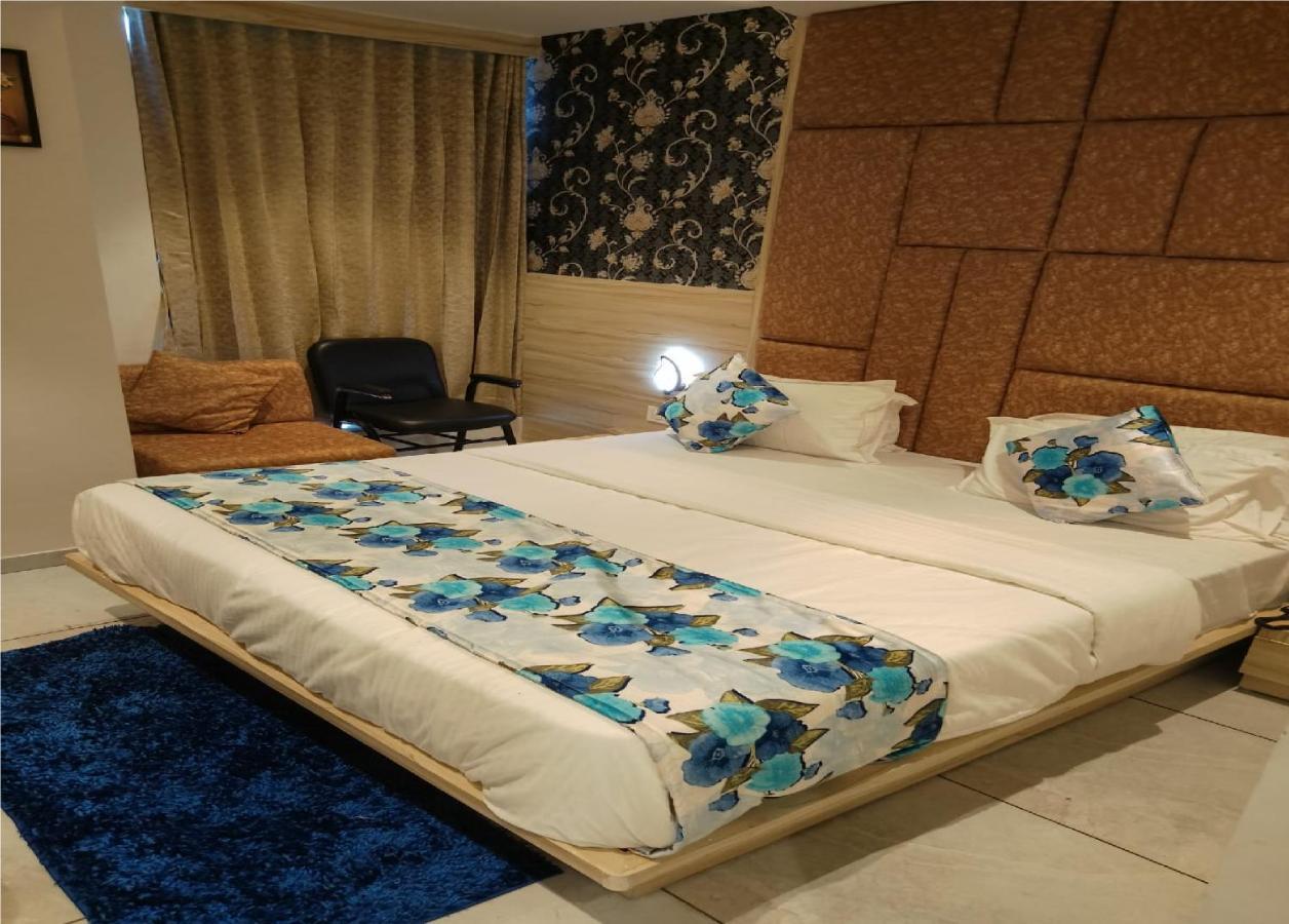 Hotel Lotus Villa Ahmadabad Zewnętrze zdjęcie