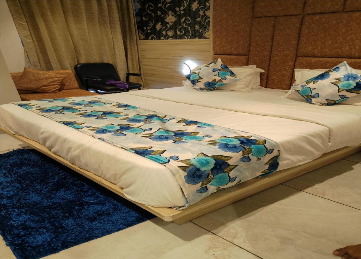 Hotel Lotus Villa Ahmadabad Zewnętrze zdjęcie
