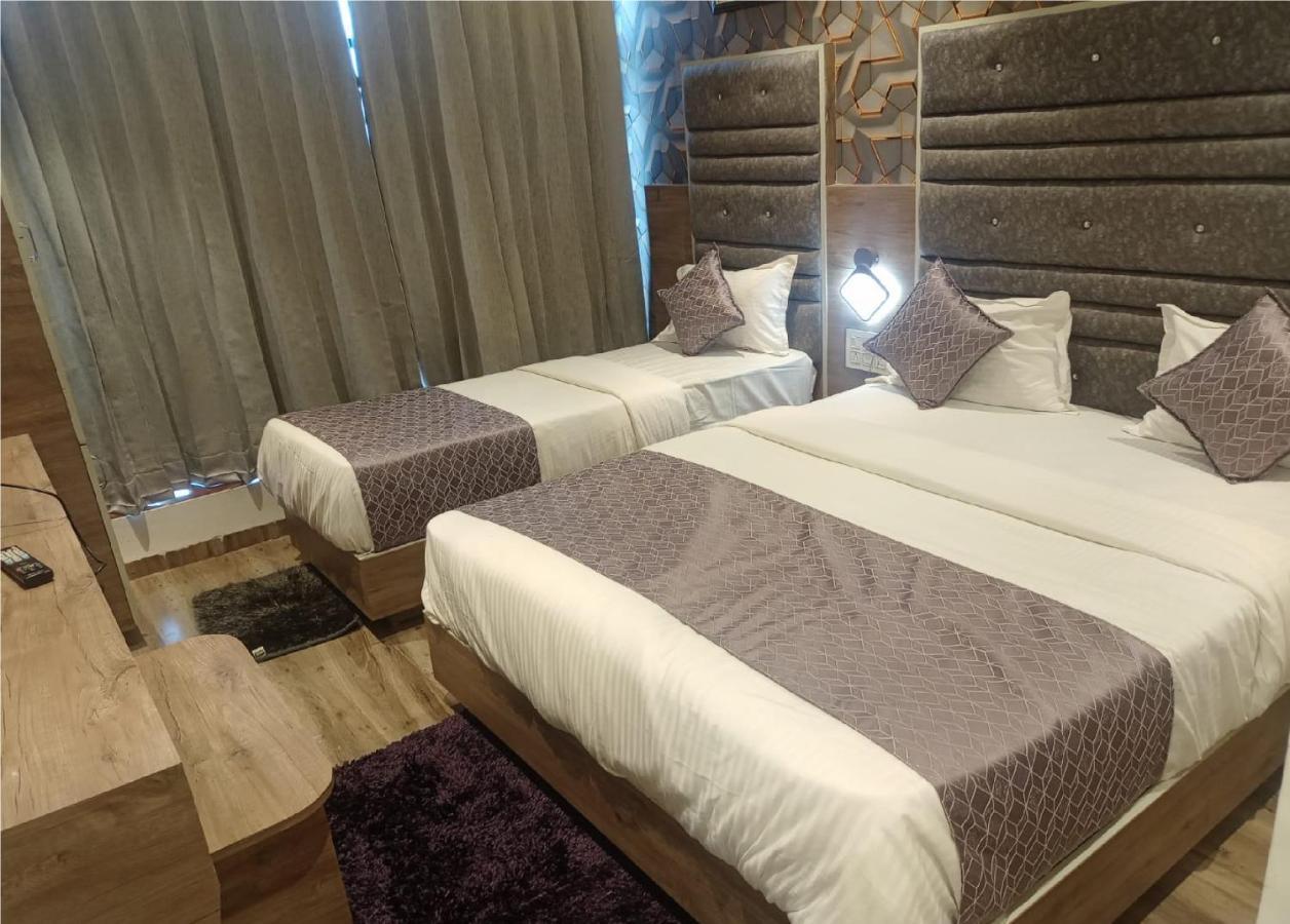 Hotel Lotus Villa Ahmadabad Zewnętrze zdjęcie